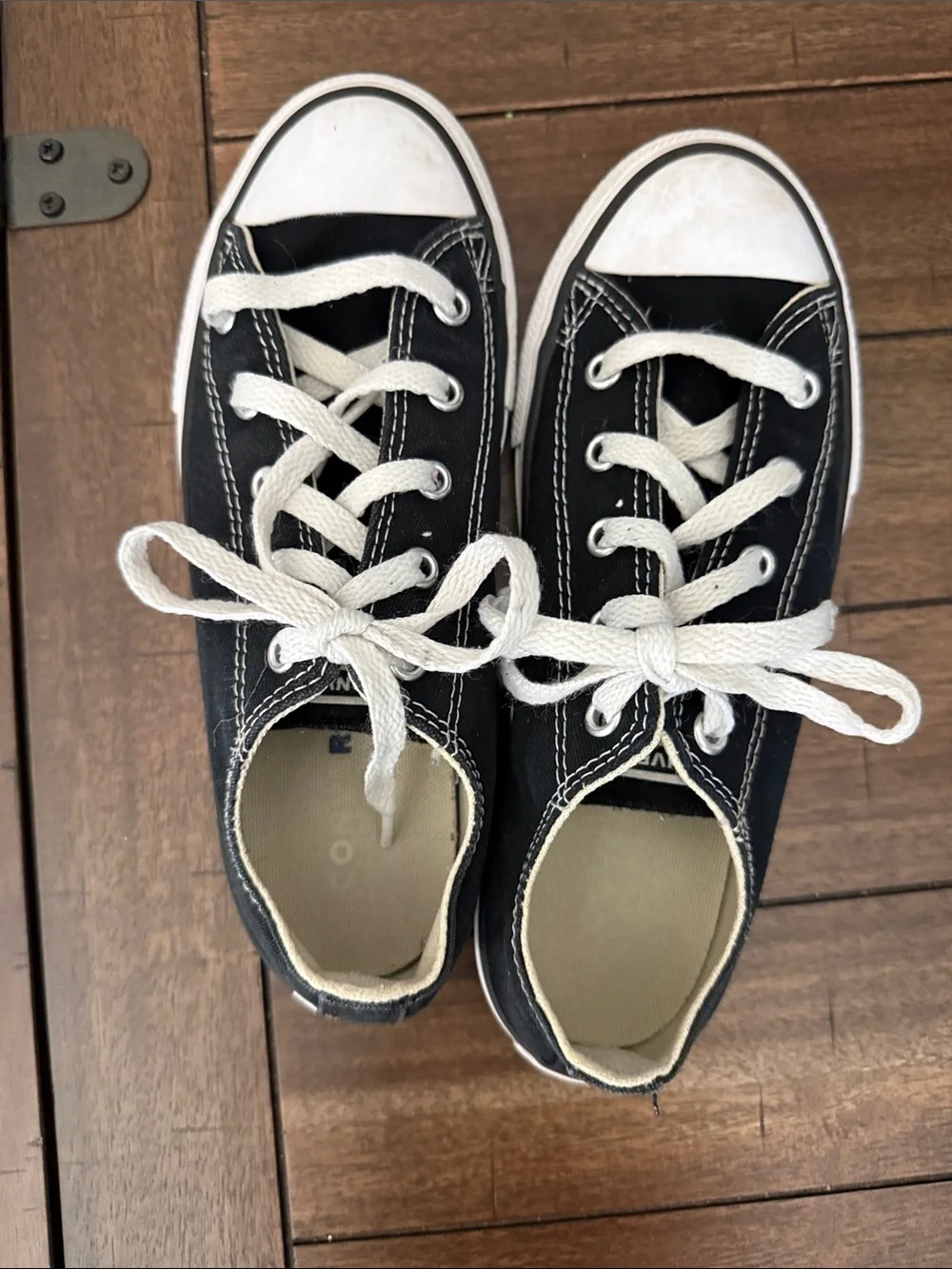 Converse Black Low-Top Kids Sneakers with White Laces